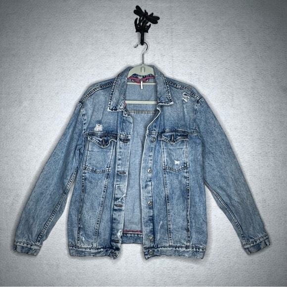Free People Jackets & Blazers - Free People Distressed Denim Jacket - 100% Cotton  – Size Small